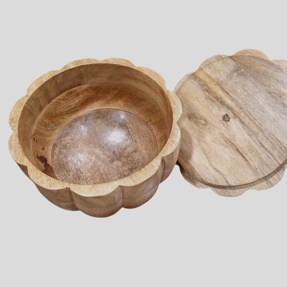 Wooden Pumpkin carved with lid 4.5 " Candy Dish Brown - Picture 5 of 6